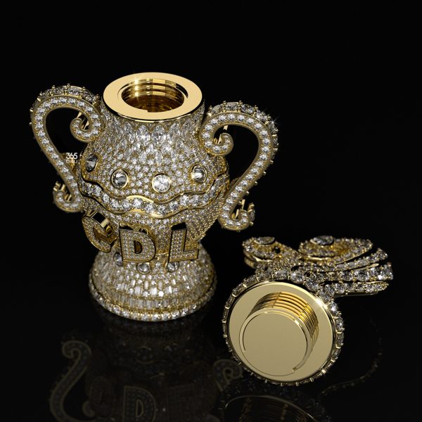 01首图 It Opens… But What’s Inside? 👀💎