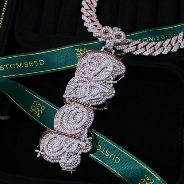 01 When Luxury Grows Wild 🌿💎