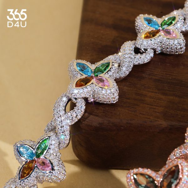 Clover bracelet different color choice - Image 2