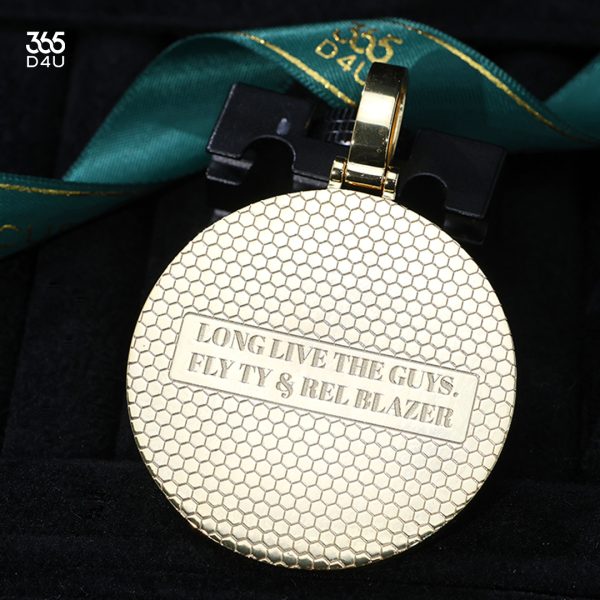 2-inch Solid-back Photo Pendant - Image 5