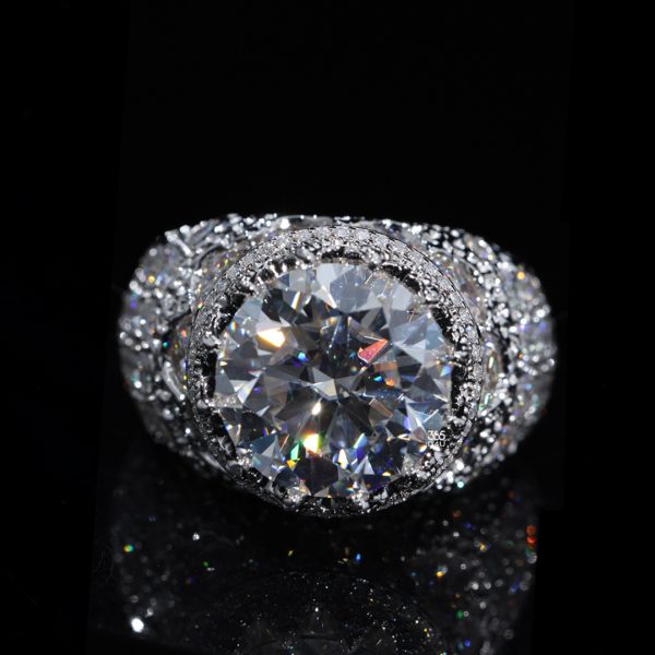 Eternal Pavé Crown Ring