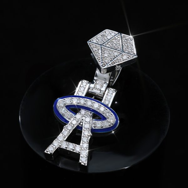 25aug0900图片 (1) Mini Logo Pendant with Lab Diamonds