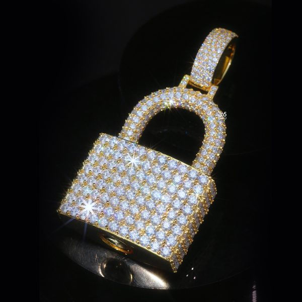 25jul999150图片 3D Lock Pendant with Matching Key