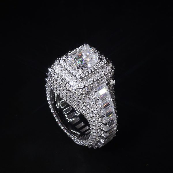 Men's Iced Oval Double Halo Ring – 8×10mm Center with emerald Sides