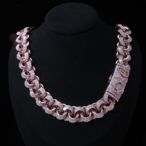 CD25MAY879图片 (1) Iced Diamond-Cut Cuban Link Chain