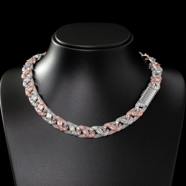 Infinity Cuban Chain with Center Diamond