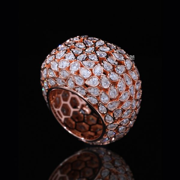 CD25APR485图片 Men's Iced Pear-Shape Cluster Ring – Full Pavé 11ct Design