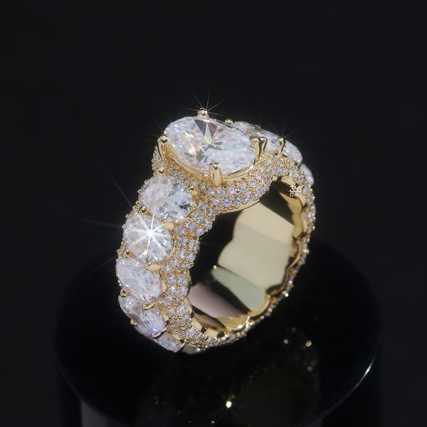 CD26JAN0032图片 (1) Oval Cluster Diamond Ring