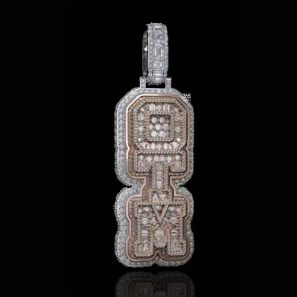 PD-C0432图片 OTM Custom Double-Sided Iced Vertical Letter Pendant