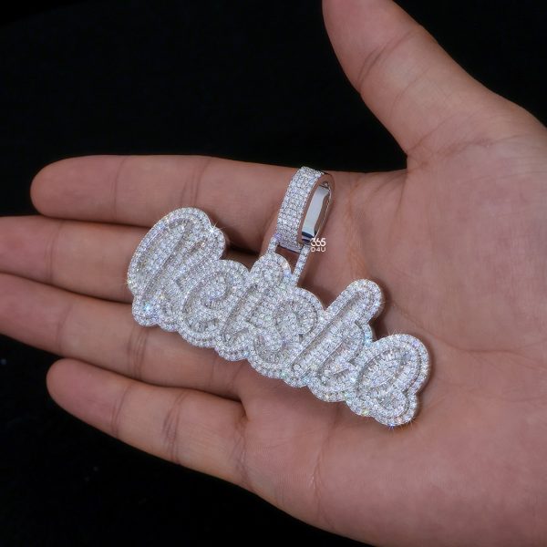 CD26JAN0063图片 (5) KEISHA Script Letter Pendant – Elegant & Personalized