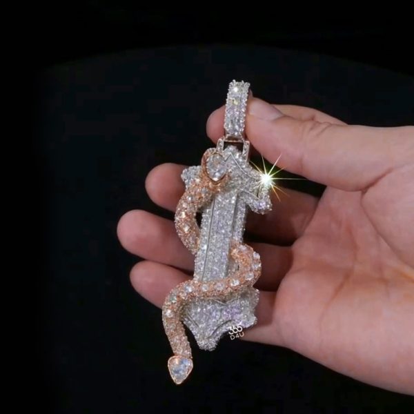 Double-Ended Arrow Pendant – 360° Fully Iced out