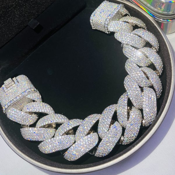 20mm Luxury Iced Cuban Link Bracelet