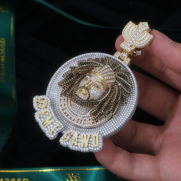 Custom 3D Face Medallion Pendant