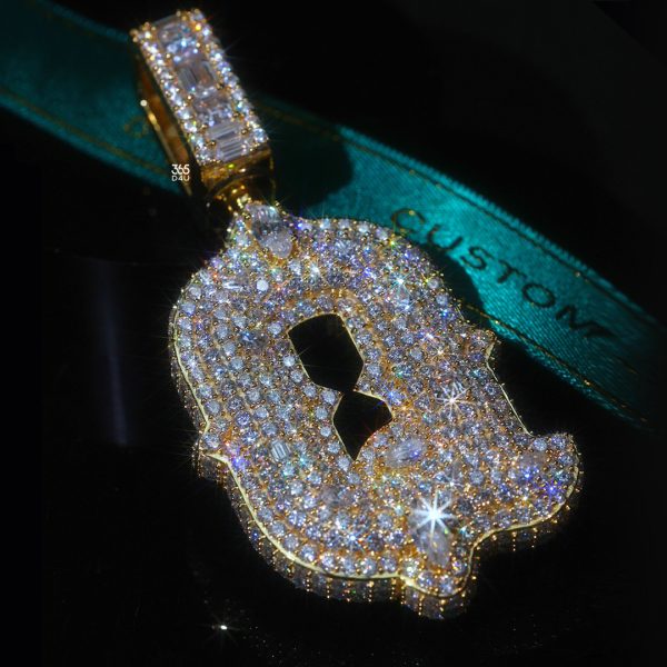 Q 3D Fancy-Cut Initial Pendant