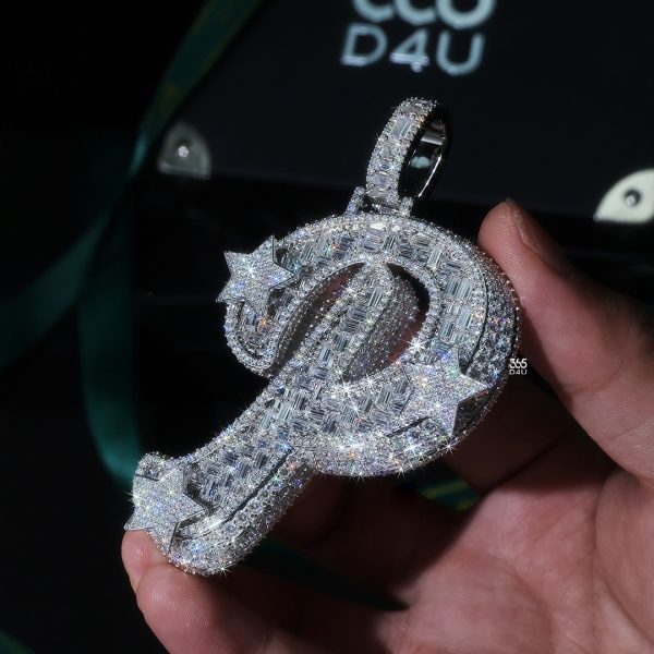 P Zigzag Diamond Initial with Star Details