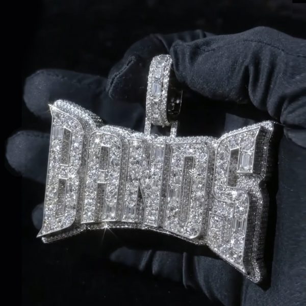 BANDS Wide-Side Tapered Name Pendant