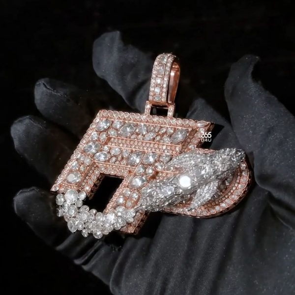 PD-C0543图片 FP Custom Double Letter Pendant with 3D Rocket Detail